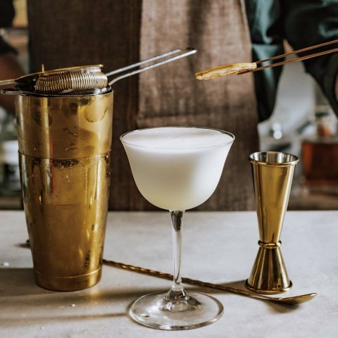 Miarka barmańska Bell z prostą krawędzią, złota, BarFly, 25/50ml BarFly