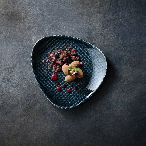 Talerz trójkątny Astro Metallic Blue, 230mm Churchill