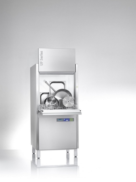 Profesjonalna zmywarka Winterhalter UF-M o kompaktowej budowie z panelem dotykowym Smart Touch