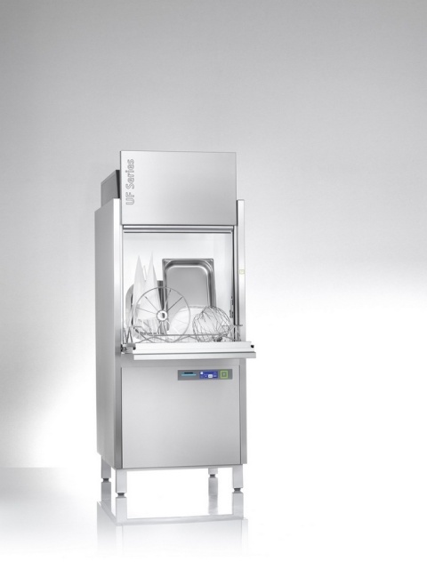 Wnętrze komory UF-M z wysokowydajnym systemem zmywania ze stali nierdzewnej.